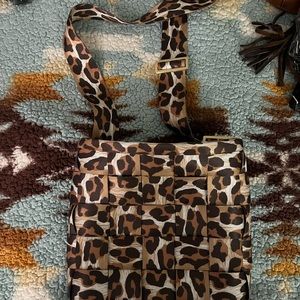 Harveys Leopard Weaved Mini Messenger